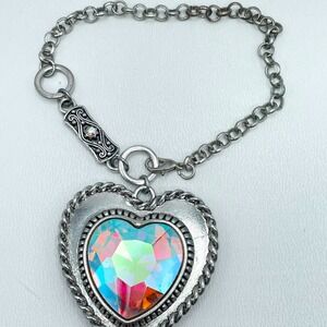 Vintage 90s Silver Tone Rope Border Iridescent Heart Charm Bracelet Jewelry